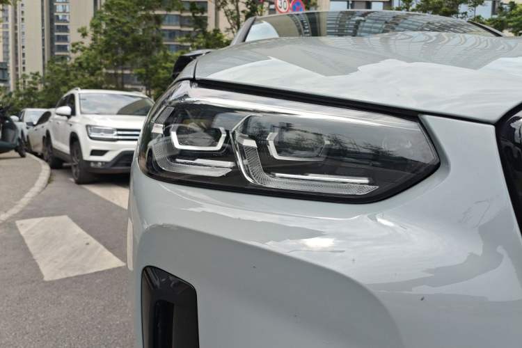 Used BMW X4 2022 Restyled xDrive 30i M Sport Night Edition Package Right Front Headlight