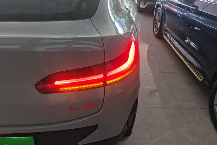 Used BMW X4 2022 xDrive 30i M Sport Package Right Rear Taillight