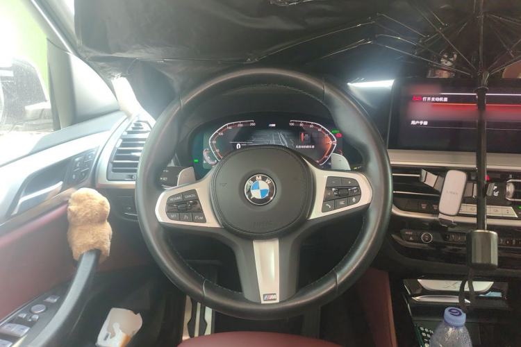 Used BMW X4 2022 xDrive 25i M Sport Package Steering Wheel