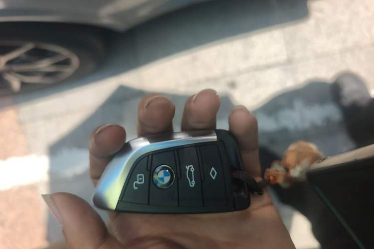 Used BMW X4 2022 xDrive 25i M Sport Package Vehicle Key