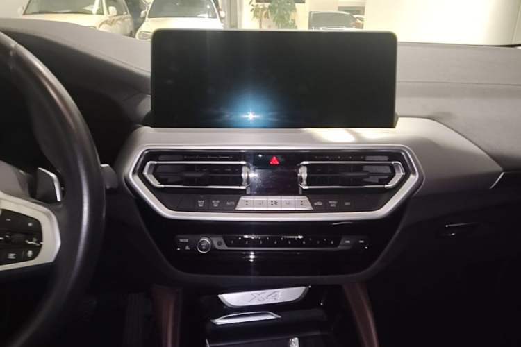 Used BMW X4 2022 xDrive 30i M Sport Package Audio And AC Panel