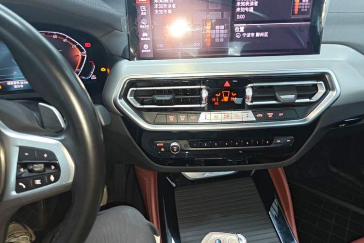 Used BMW X4 2022 xDrive 25i M Sport Package Audio And AC Panel