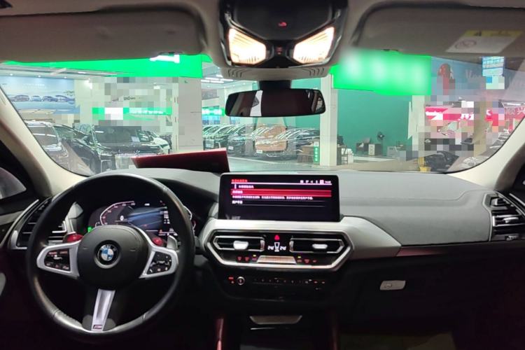 Used BMW X4 2022 xDrive 30i M Sport Package Center Console