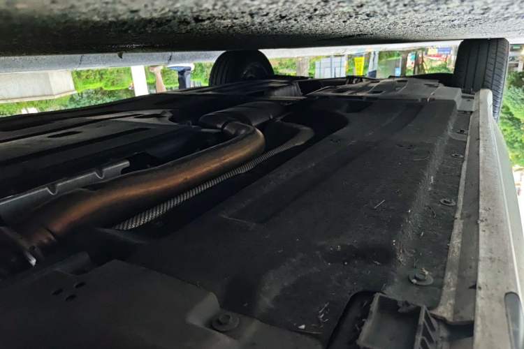 Used BMW X4 2022 xDrive 25i M Sport Package Chassis Front Right