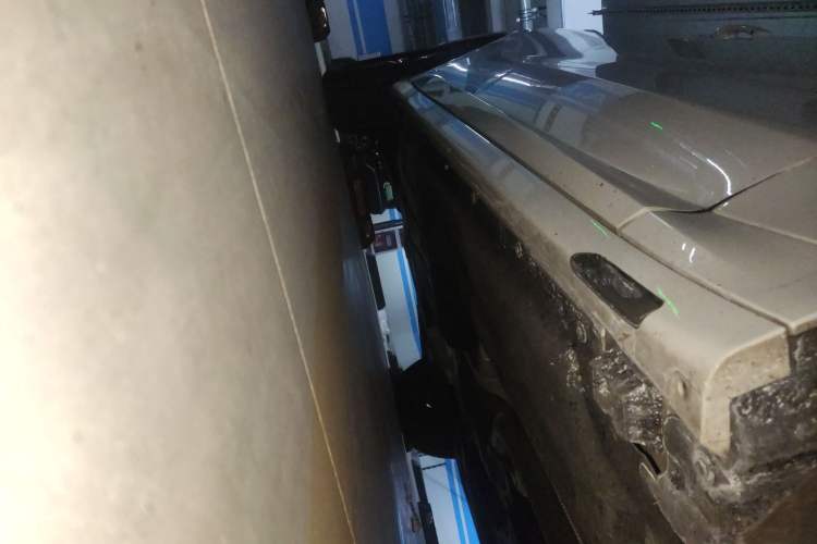 Used BMW X4 2022 xDrive 25i M Sport Package Chassis Front Right