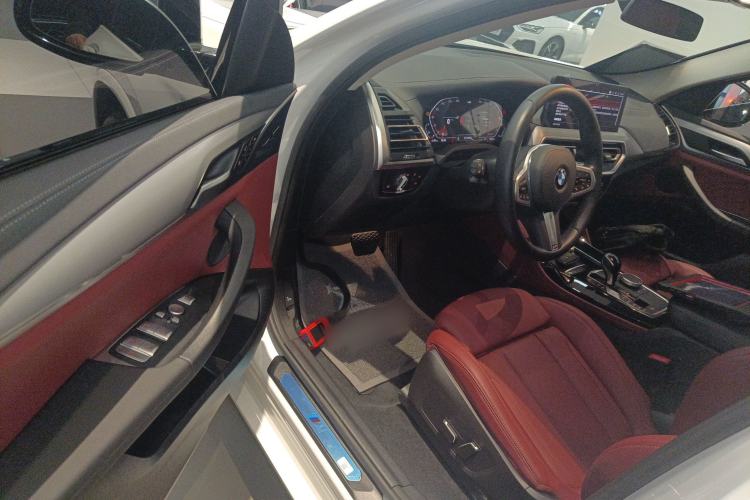 Used BMW X4 2022 xDrive 25i M Sport Package Driver Seat