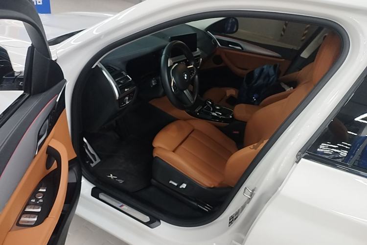 Used BMW X4 2022 xDrive 25i M Sport Package Driver Seat