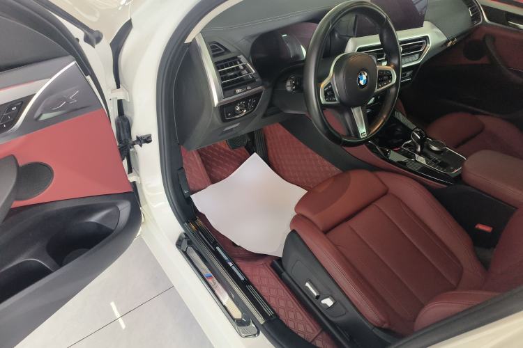 Used BMW X4 2022 xDrive 30i M Sport Package Driver Seat