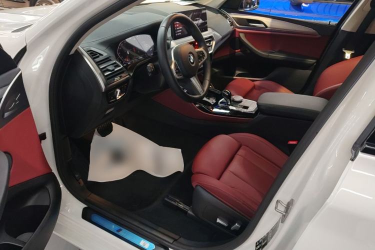 Used BMW X4 2022 xDrive 25i M Sport Package Driver Seat