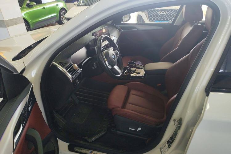 Used BMW X4 2022 xDrive 30i M Sport Package Driver Seat