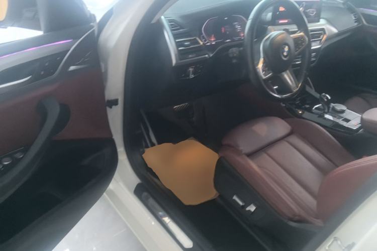 Used BMW X4 2022 xDrive 25i M Sport Package Driver Seat