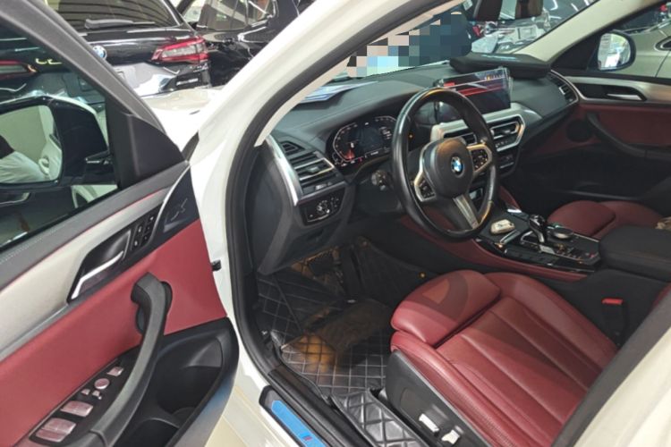 Used BMW X4 2022 xDrive 25i M Sport Package Driver Seat