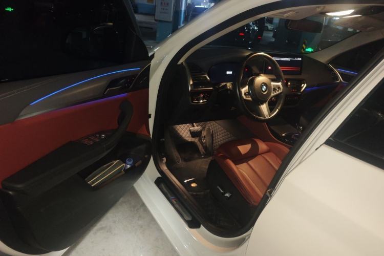 Used BMW X4 2022 xDrive 30i M Sport Package Driver Seat