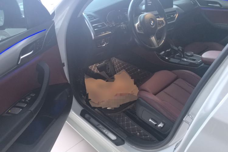 Used BMW X4 2022 xDrive 25i M Sport Package Driver Seat
