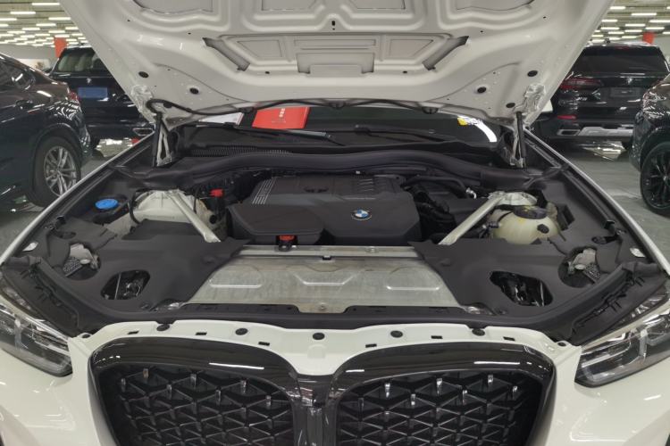 Used BMW X4 2022 xDrive 25i M Sport Package Engine Bay