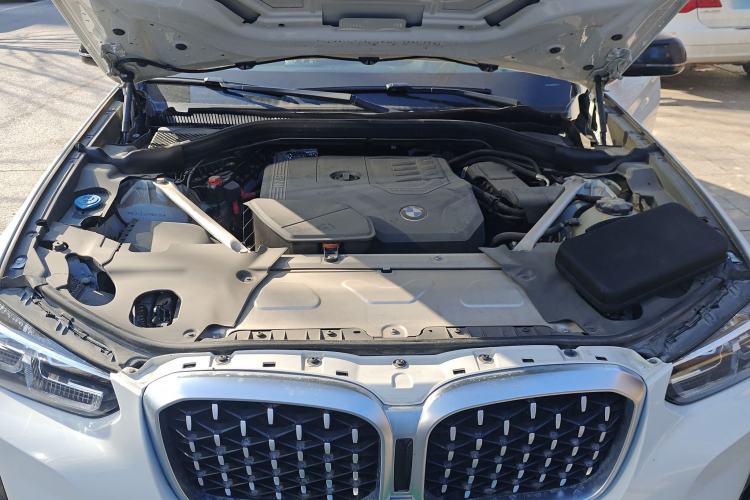 Used BMW X4 2022 xDrive 25i M Sport Package Engine Bay
