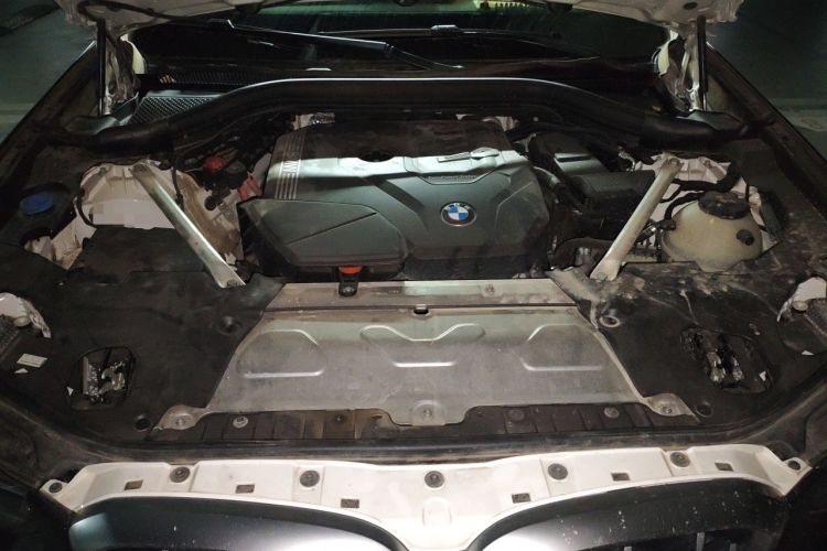 Used BMW X4 2022 xDrive 25i M Sport Package Engine Bay