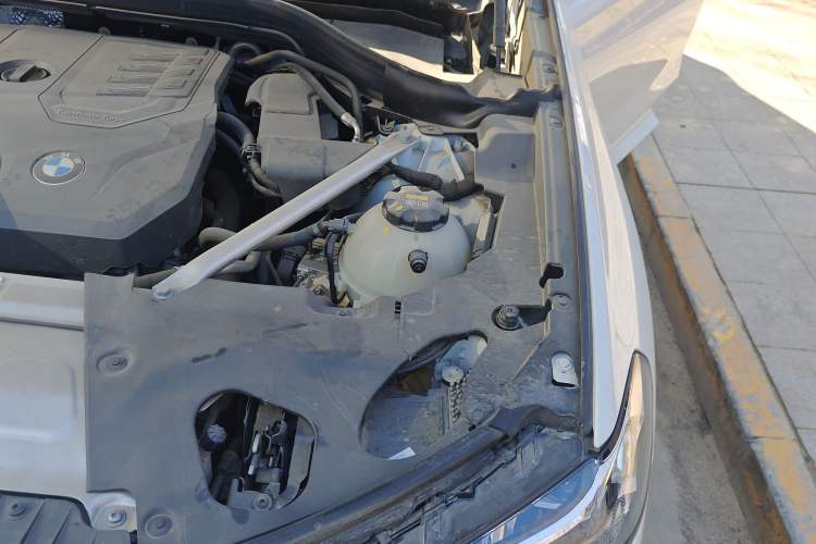 Used BMW X4 2022 xDrive 25i M Sport Package Engine Bay Left