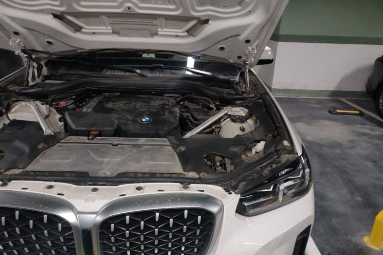 Used BMW X4 2022 xDrive 25i M Sport Package Engine Bay Left