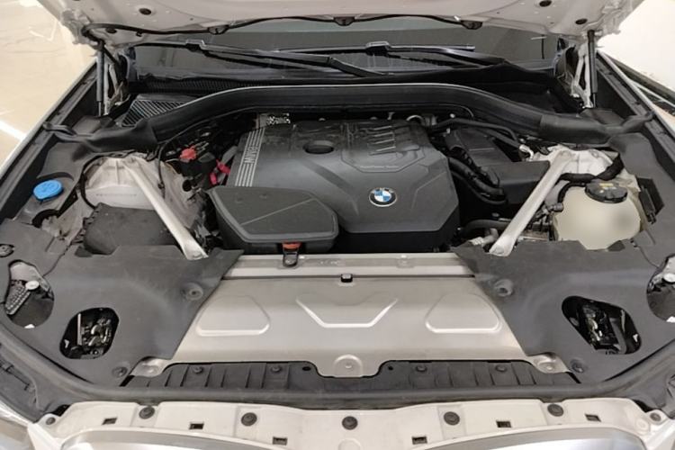 Used BMW X4 2022 xDrive 25i M Sport Package Engine Bay