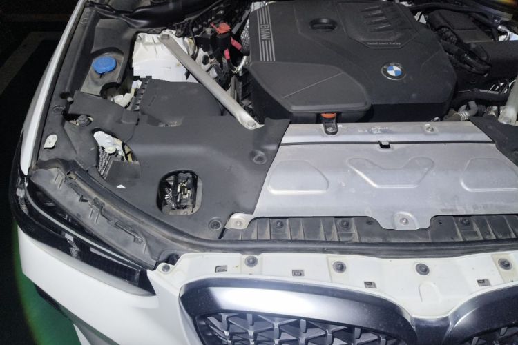 Used BMW X4 2022 xDrive 25i M Sport Package Engine Bay Right