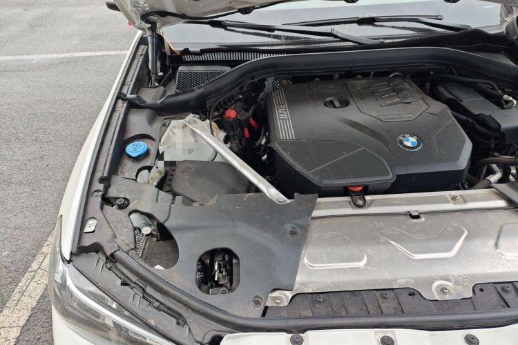 Used BMW X4 2022 xDrive 25i M Sport Package Engine Bay Right