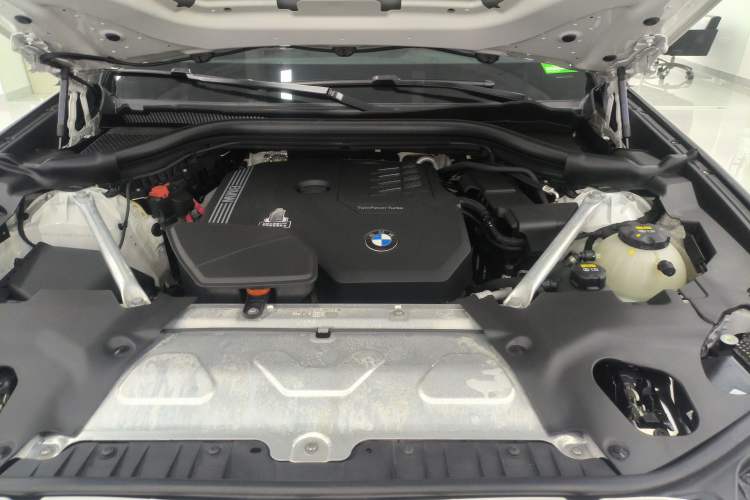 Used BMW X4 2022 xDrive 30i M Sport Package Engine Bay