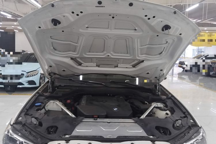 Used BMW X4 2022 xDrive 25i M Sport Package Engine Bay