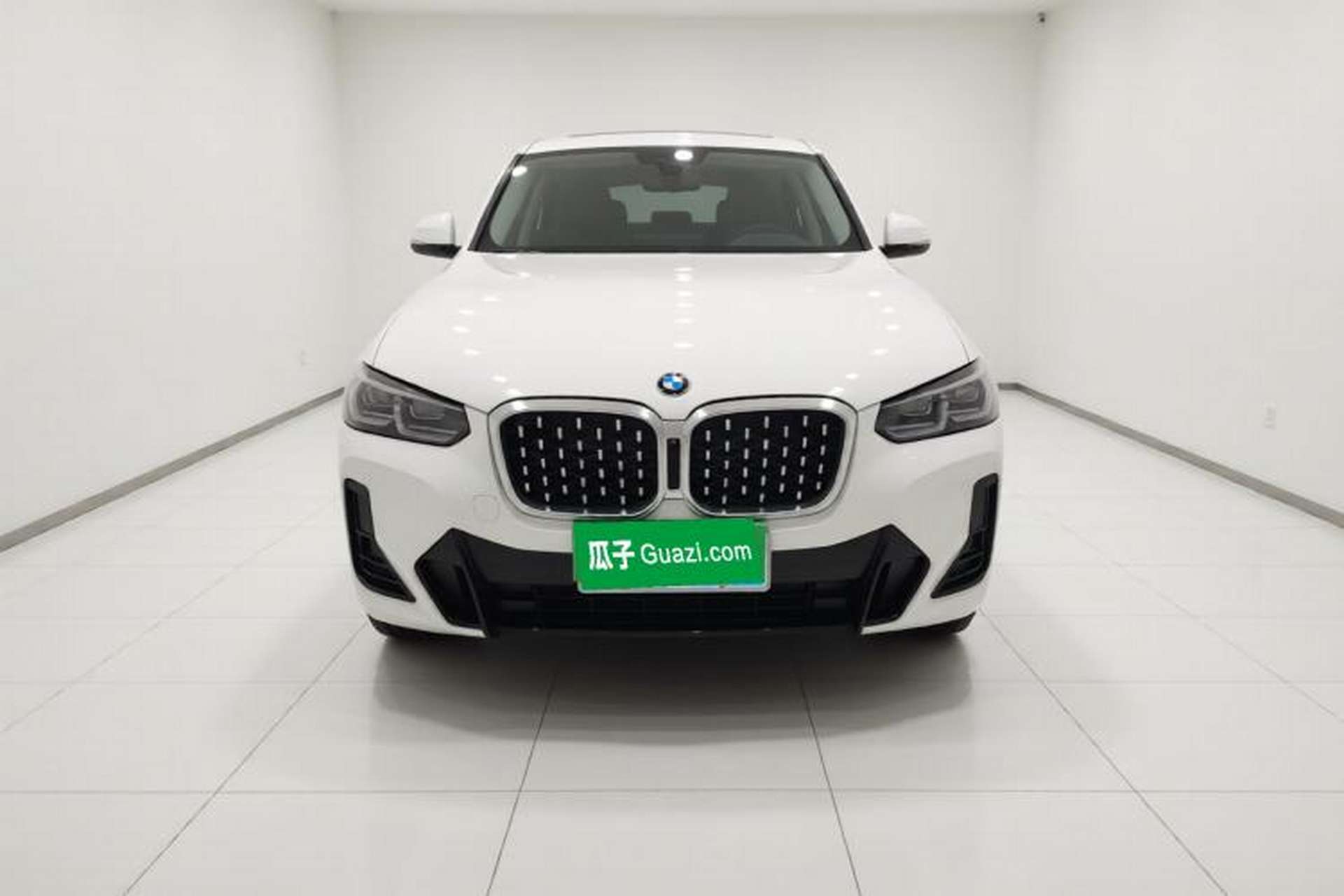 Used BMW X4 2022 xDrive 25i M Sport Package Exterior 1