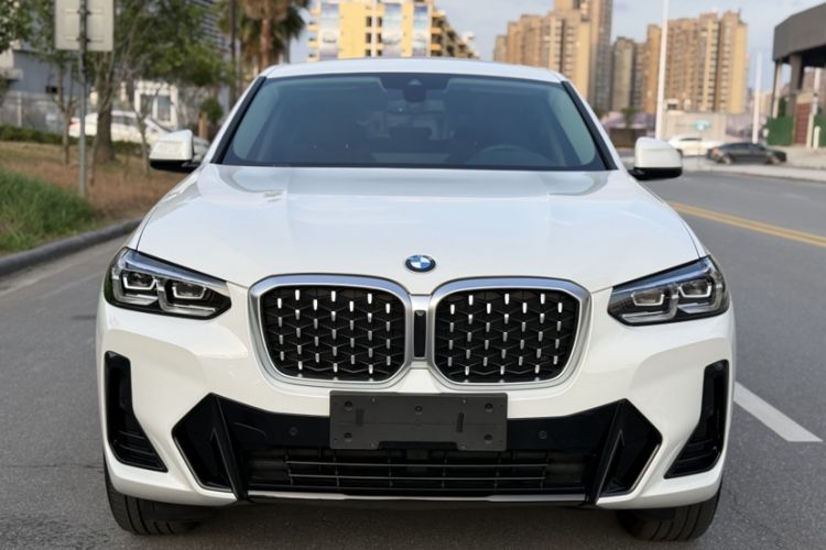 Used BMW X4 2022 xDrive 25i M Sport Package Exterior 1
