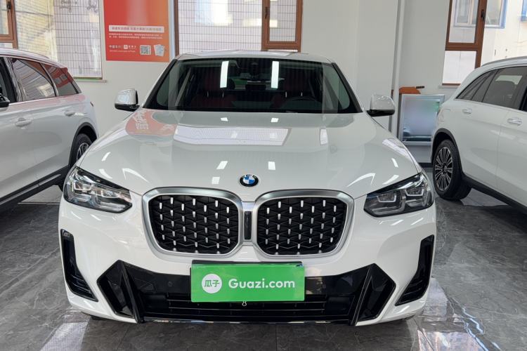 Used BMW X4 2022 xDrive 25i M Sport Package Exterior 1