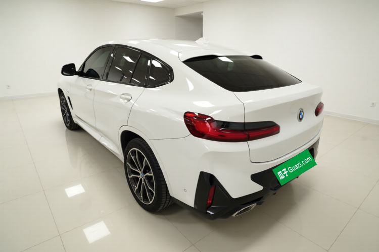 Used BMW X4 2022 xDrive 30i M Sport Package Exterior 2