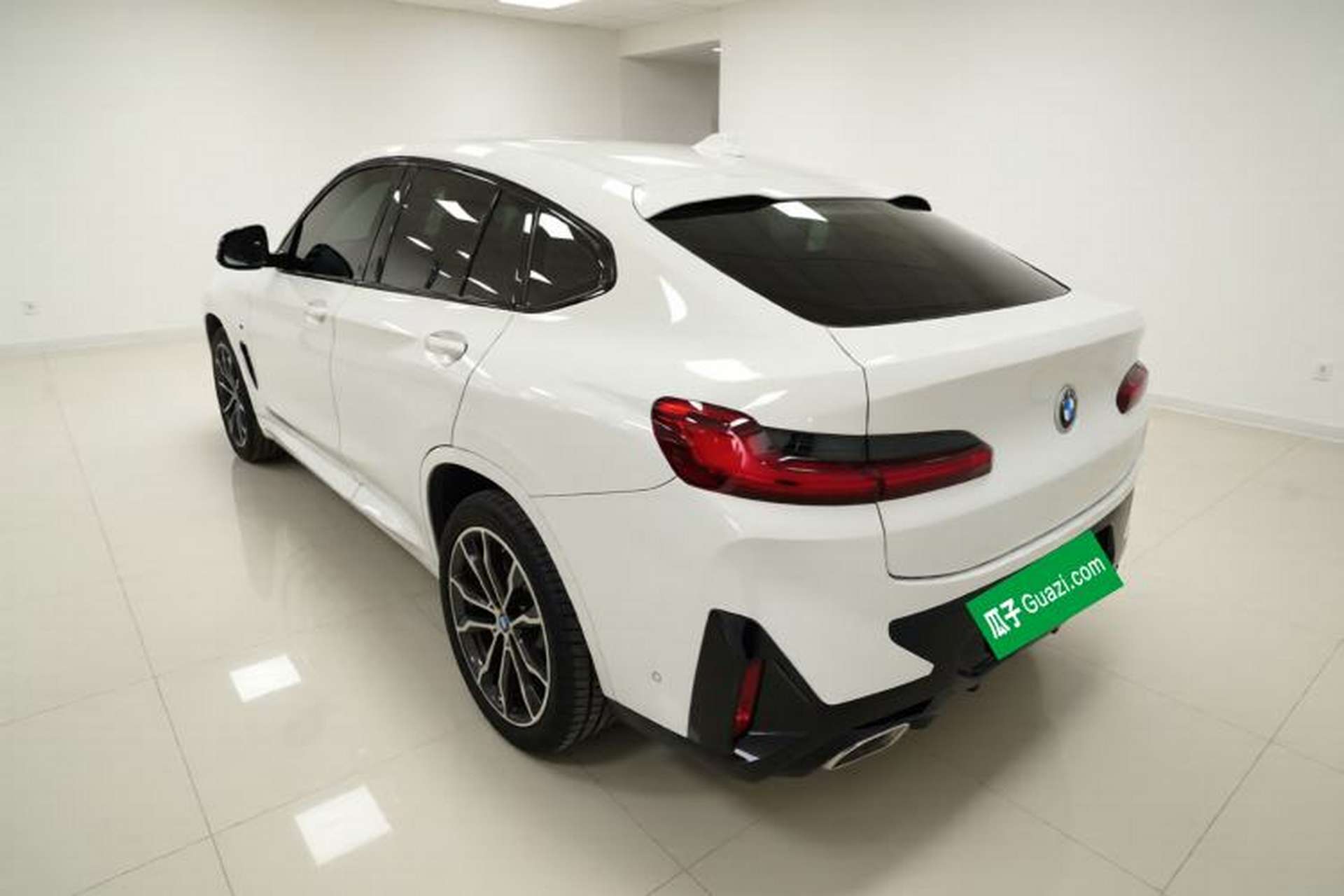 Used BMW X4 2022 xDrive 30i M Sport Package Exterior 2