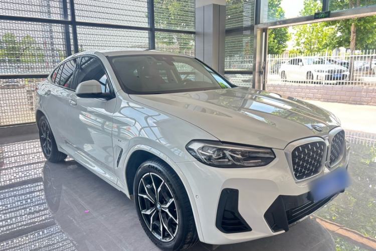 Used BMW X4 2022 xDrive 25i M Sport Package Exterior 2