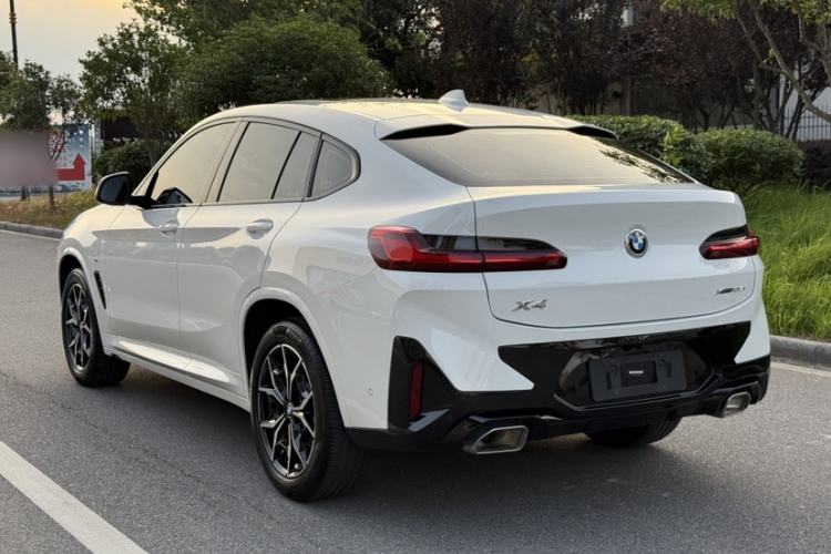 Used BMW X4 2022 xDrive 25i M Sport Package Exterior 3