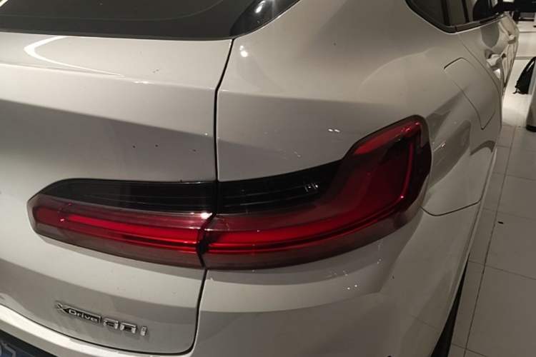 Used BMW X4 2022 xDrive 30i M Sport Package Exterior 3