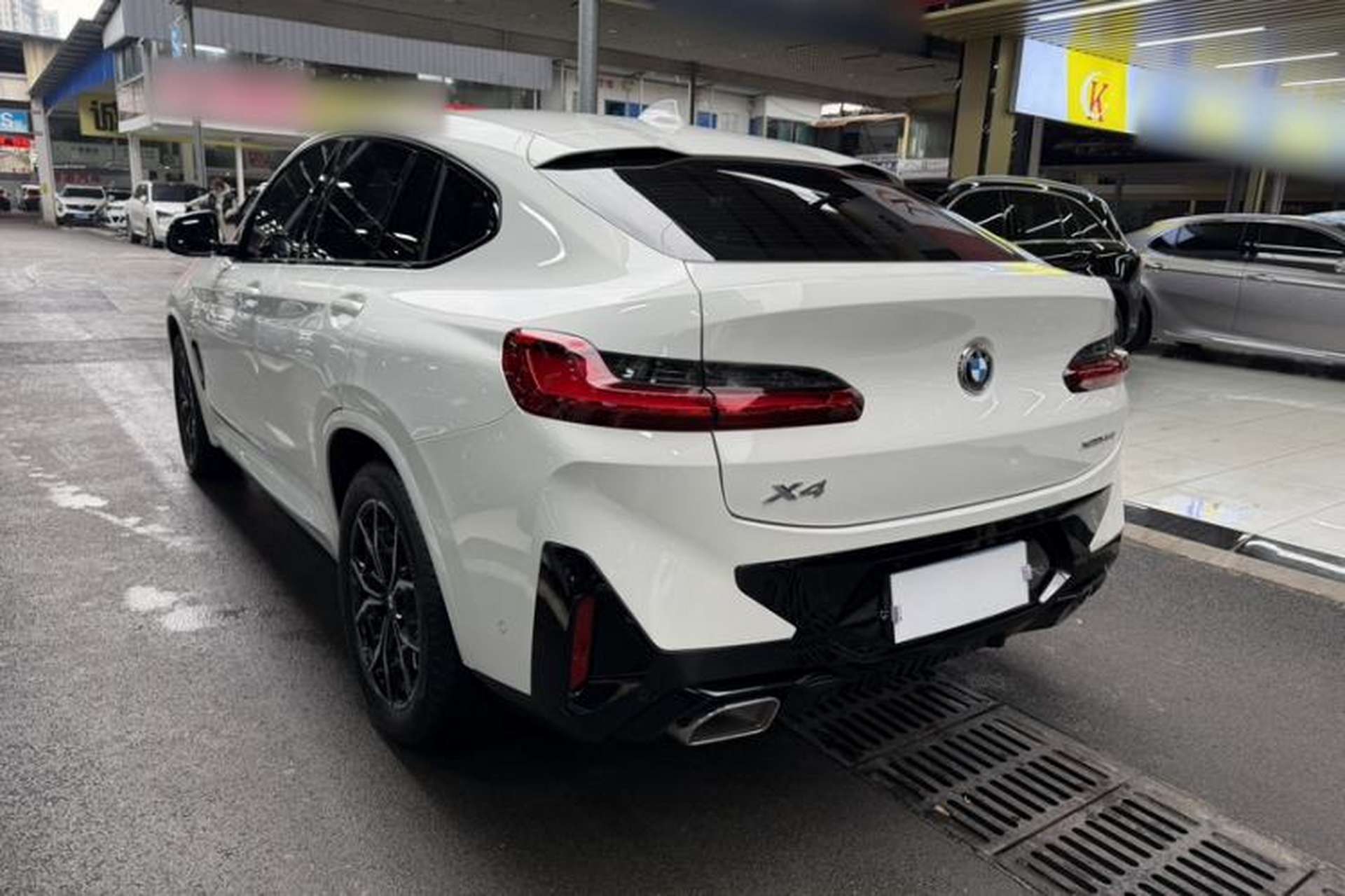 Used BMW X4 2022 xDrive 25i M Sport Package Exterior 3