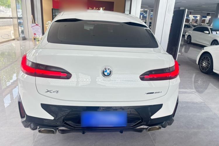Used BMW X4 2022 xDrive 25i M Sport Package Exterior 4