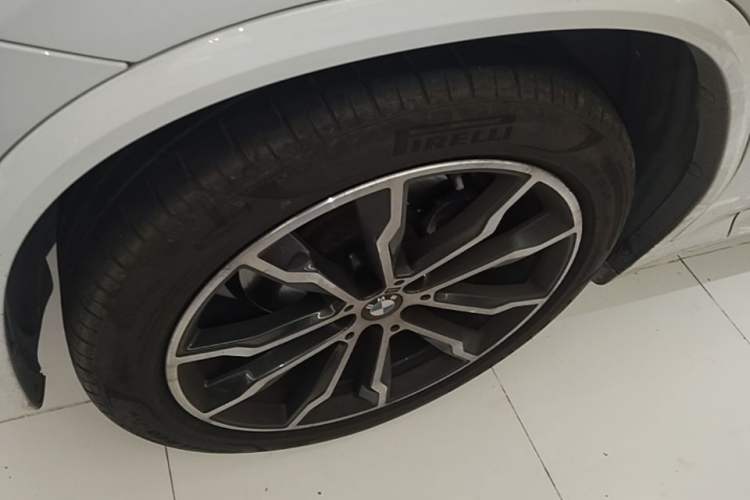 Used BMW X4 2022 xDrive 30i M Sport Package Exterior 4