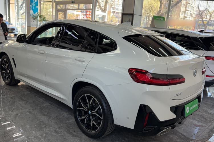 Used BMW X4 2022 xDrive 25i M Sport Package Exterior 5