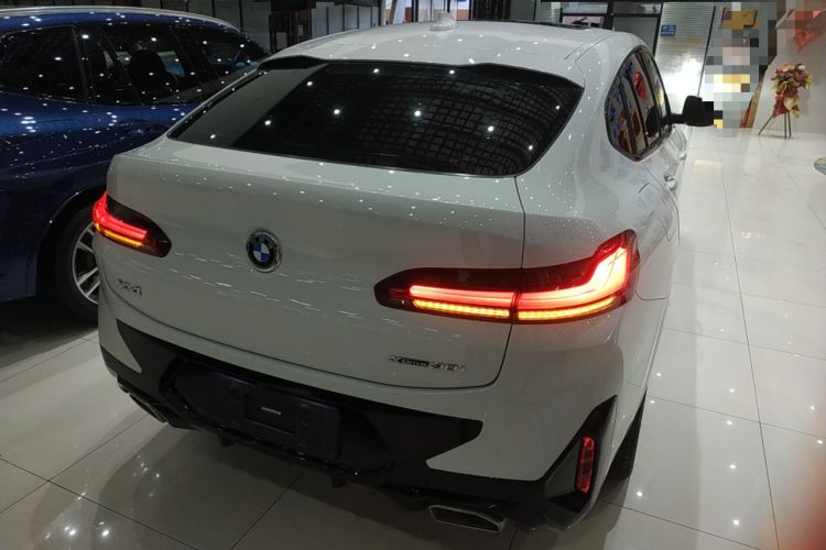 Used BMW X4 2022 xDrive 30i M Sport Package Exterior 5