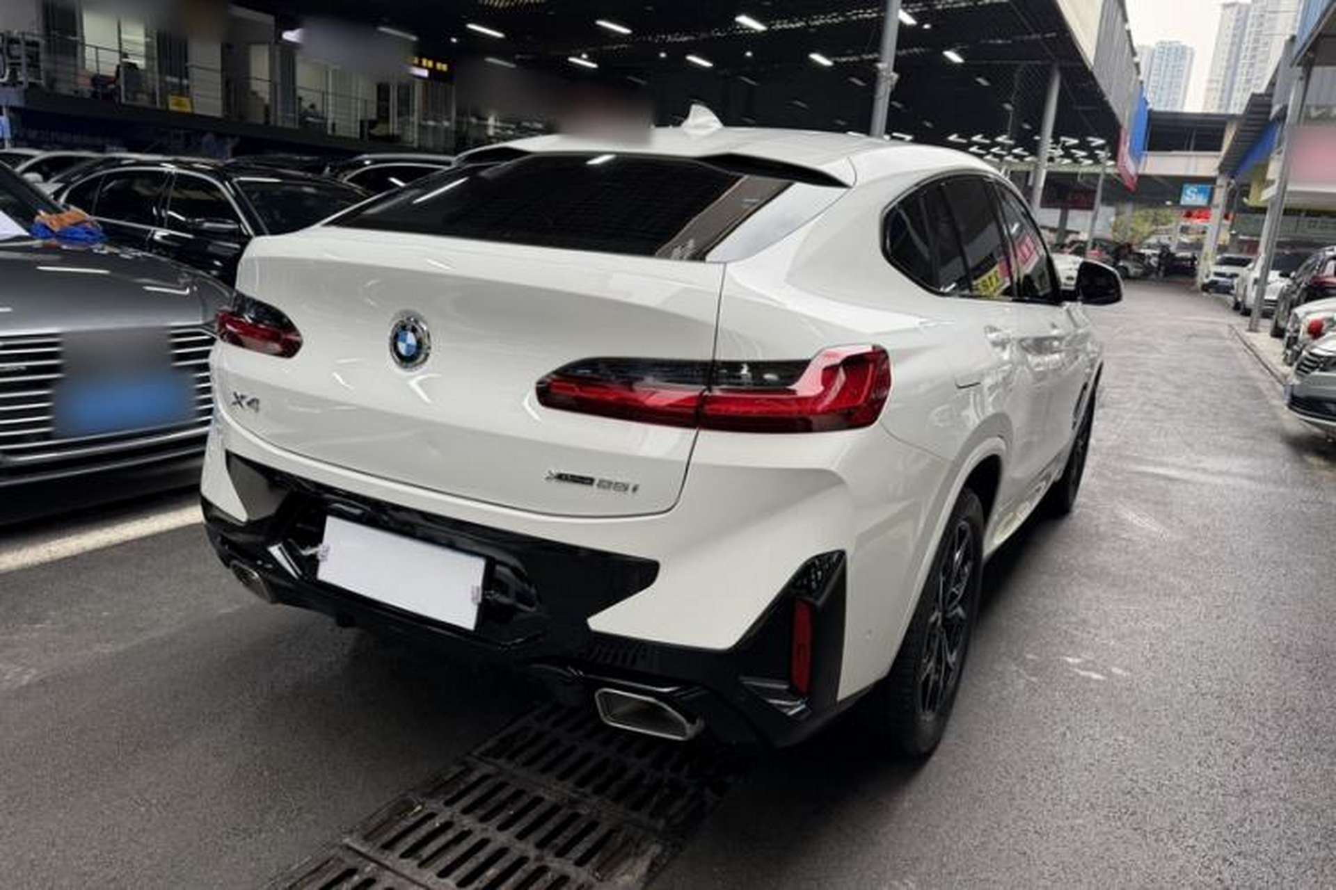 Used BMW X4 2022 xDrive 25i M Sport Package Exterior 6