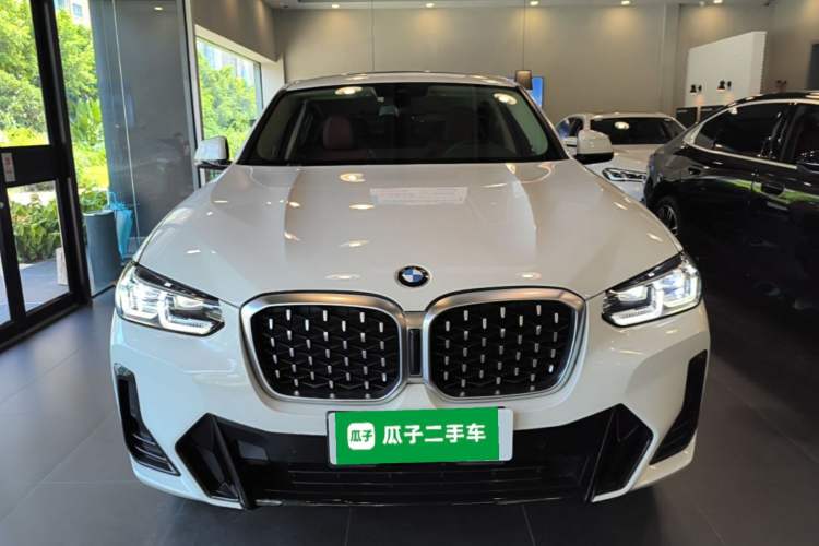 Used BMW X4 2022 xDrive 25i M Sport Package Front