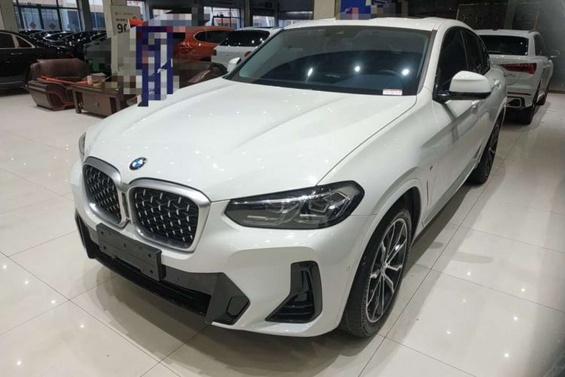 Used BMW X4 2022 xDrive 30i M Sport Package Front Left 45 Deg