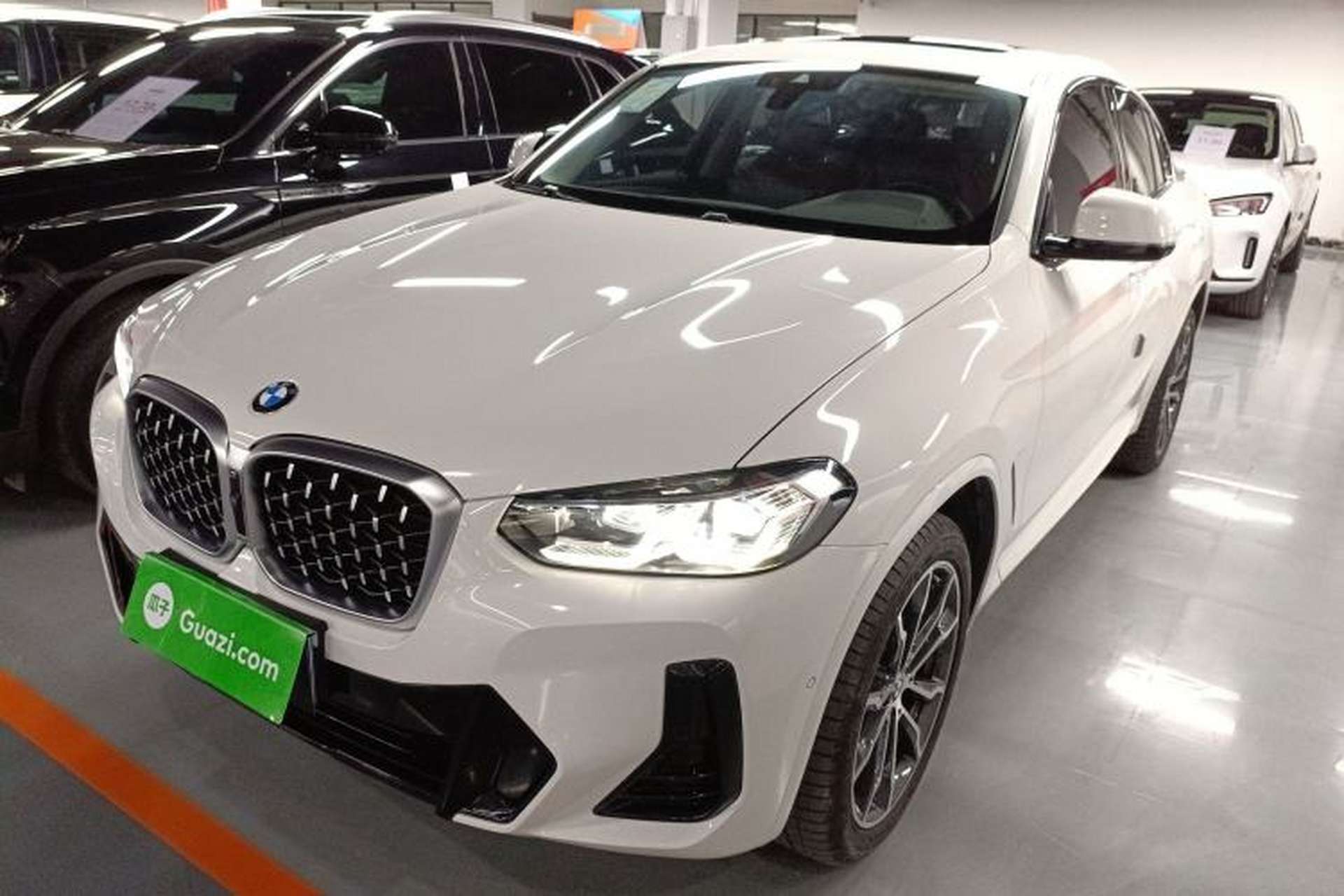 Used BMW X4 2022 xDrive 30i M Sport Package Front Left 45 Deg
