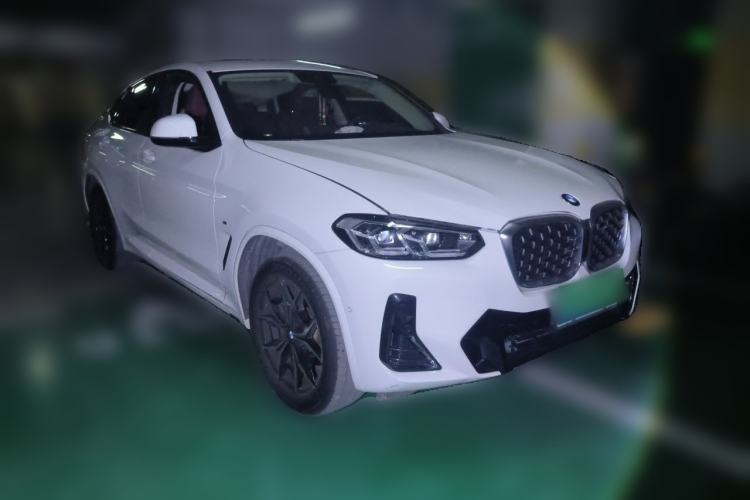 Used BMW X4 2022 xDrive 25i M Sport Package Front Right 45 Deg