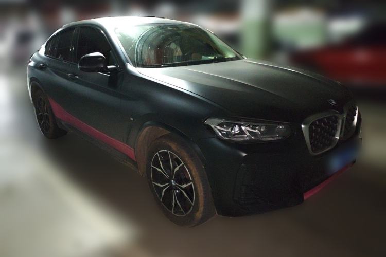 Used BMW X4 2022 xDrive 25i M Sport Package Front Right 45 Deg