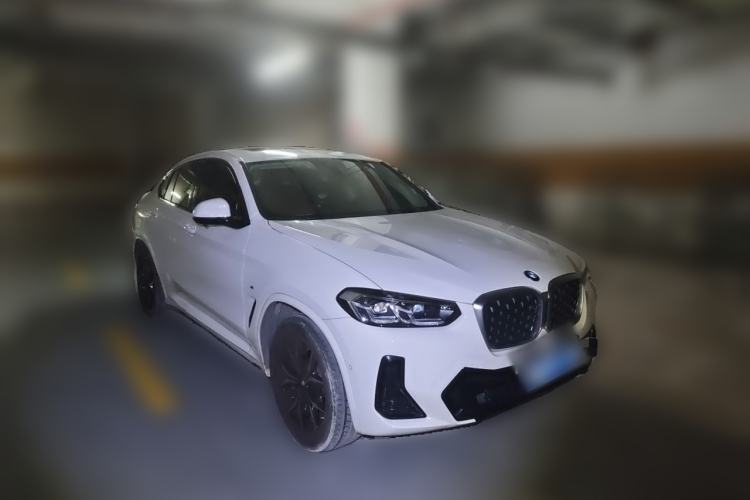 Used BMW X4 2022 xDrive 25i M Sport Package Front Right 45 Deg