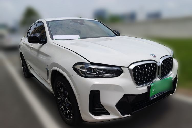 Used BMW X4 2022 xDrive 25i M Sport Package Front Right 45 Deg