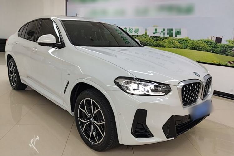 Used BMW X4 2022 xDrive 25i M Sport Package Front Right 45 Deg